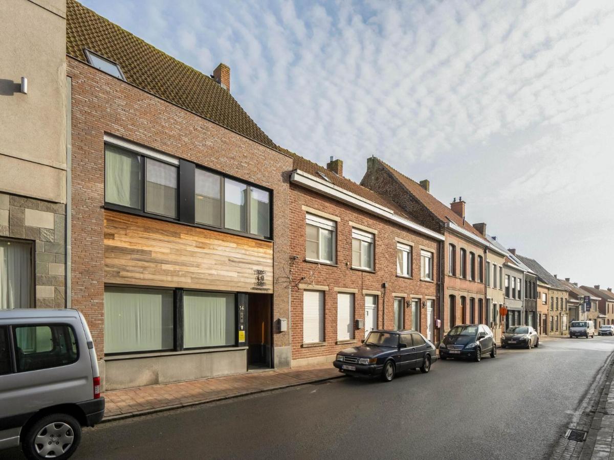 Lovely Holiday Home In Roesbrugge With Sauna And Bubble Bath Exterior photo